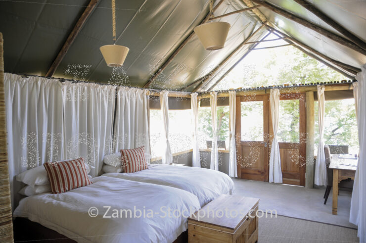 Lufupa tented camp 2.jpg - Zamstockphotos.com